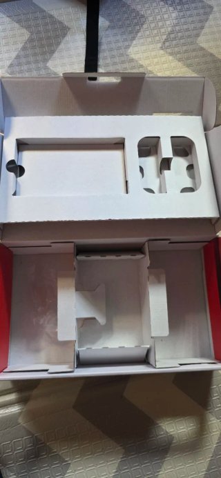 Caja Nintendo Switch