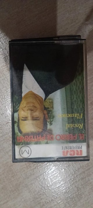 Cintas Cassettes antiguas, muy bien conservadas y