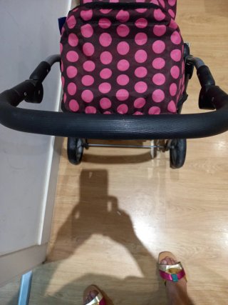 Carrito gemelar de juguete