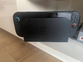 Nintendo Switch Negra con funda