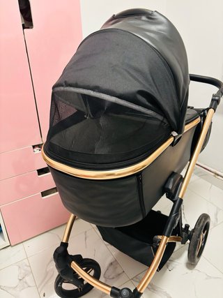 Carro de bebé AdriaBaby negro con capota