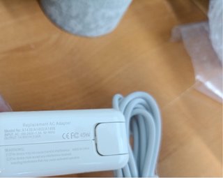 Cargador compatible MacBook Blanco