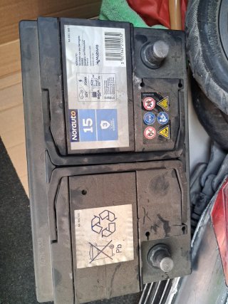 Batería Norauto 12V 70Ah 640A