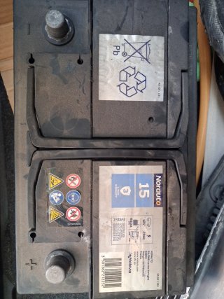 Batería Norauto 12V 70Ah 640A