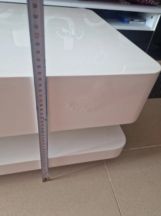 Mesa centro blanca brillo muy nueva