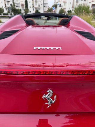 Ferrari 488 spider