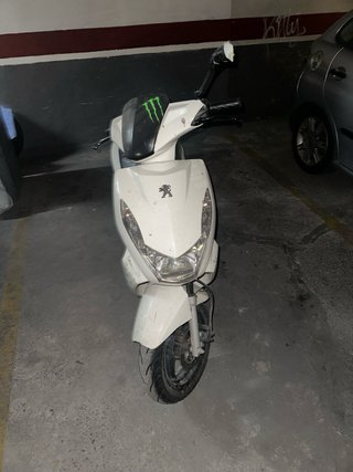 Peugeot Kisbee Scooter