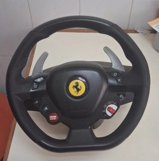 Volante Thrustmaster T80 Ferrari 488 GTB