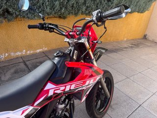 Rieju Mrt 50 Supermotard Roja y Blanca