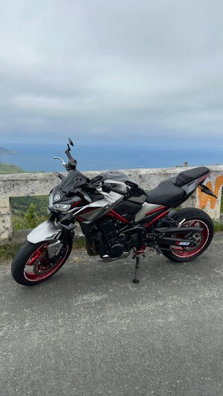 Kawasaki Z900 A2