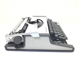 equipamiento oficinas aeg olympia traveller de luxe