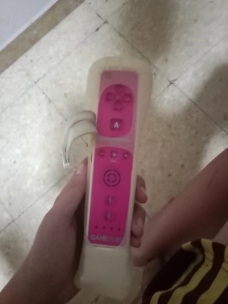Mando Wii Rosa + Funda Opcional