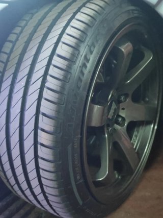 Neumáticos BfGoodrich 225/40/18
