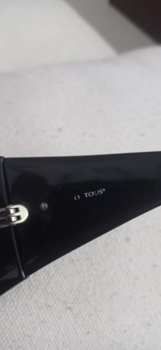 Gafas de sol Tous negras con detalles plateados