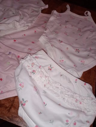 Conjuntos de bebé niña