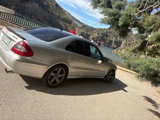 Mercedes-Benz Clase E 2006