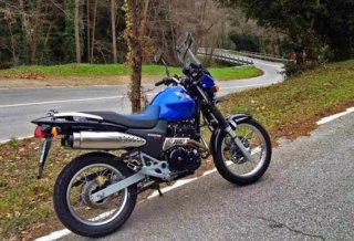 Honda Enduro Naked Moto Azul