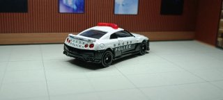 Nissan GT-R Policía Japonesa Tomica