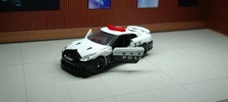 Nissan GT-R Policía Japonesa Tomica