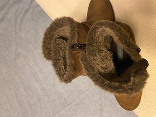 Botas Marrones de Ante con Forro de Pelo