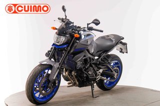 YAMAHA MT 09