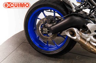 YAMAHA MT 09