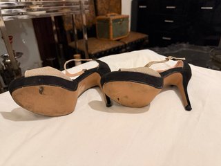 Sandalias tacón Marypaz T39 doradas y negras