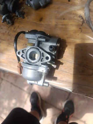 Carburador Mikuni Corp