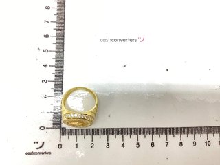 sello oro 18k con piedra con circonita