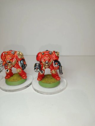 X4 exterminadores de metal old hammer