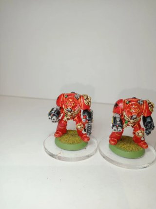 X4 exterminadores de metal old hammer