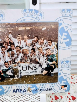 FOTO GLASGOW 2002 REAL MADRID