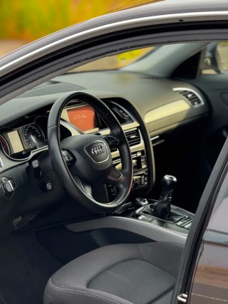 Audi A4 2012 2.0TDI 143CV