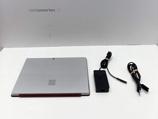 pc portatil microsoft 1796