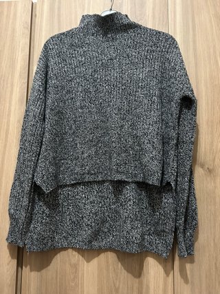 Jersey de punto gris y negro