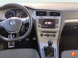 Volkswagen Golf Advance 1.4 TSI
