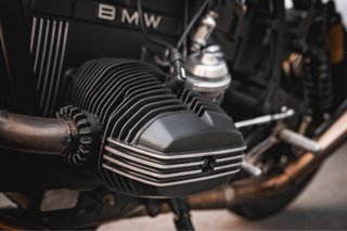 BMW R65 Café Racer Restaurada
