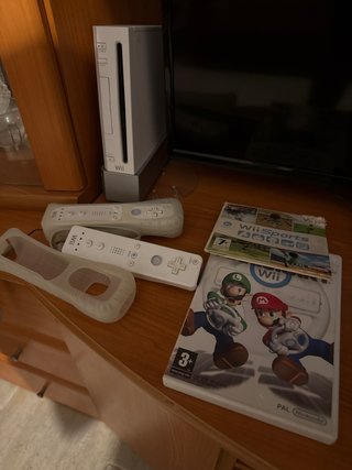 Nintendo Wii con Mario Kart y Wii Sports