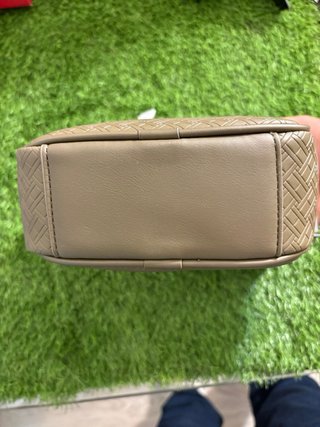 Bolso de hombro  Tommy Hilfiger color verde oliva