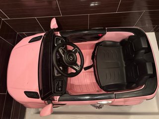 Coche rosa para niños