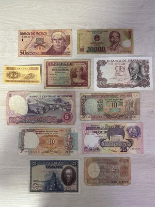 Lote de billetes antiguos