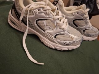 Zapatillas TENTH plateadas y blancas talla 40