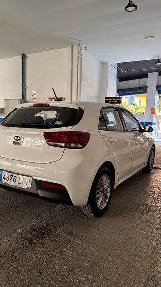 KIA Rio 2021