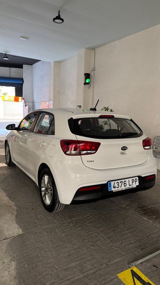KIA Rio 2021