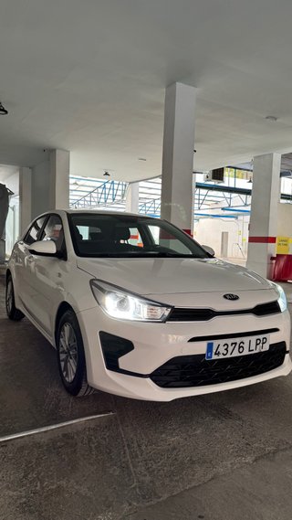 KIA Rio 2021