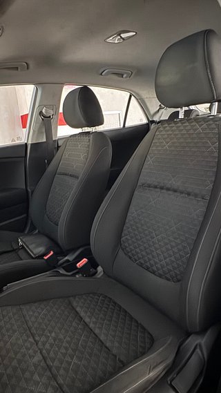 KIA Rio 2021