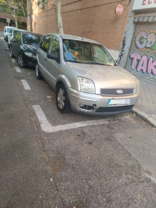 Ford Fusion + 2003