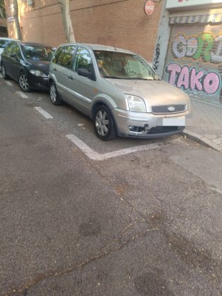 Ford Fusion + 2003