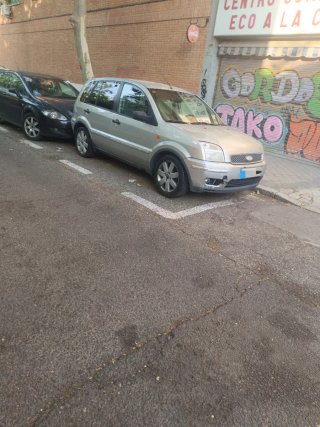 Ford Fusion + 2003