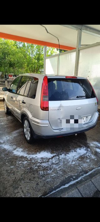 Ford Fusion + 2003